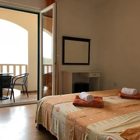 Apartment 5 Majba *