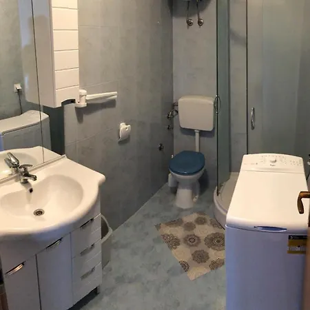 Apartment 5 Majba