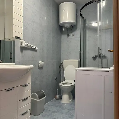 5 Majba Apartment *